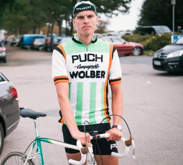 Jeppe Thiemer - bomstærk og klar som brostens-legionær for Squadra Molteni